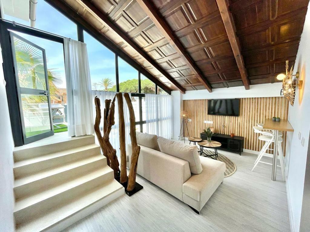 VILLA PIMIENTA, Chalet de lujo cerca del mar. Chiclana de la Frontera Exterior foto