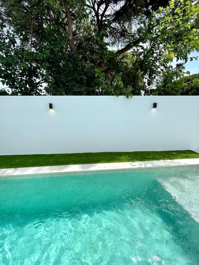 VILLA PIMIENTA, Chalet de lujo cerca del mar. Chiclana de la Frontera Exterior foto